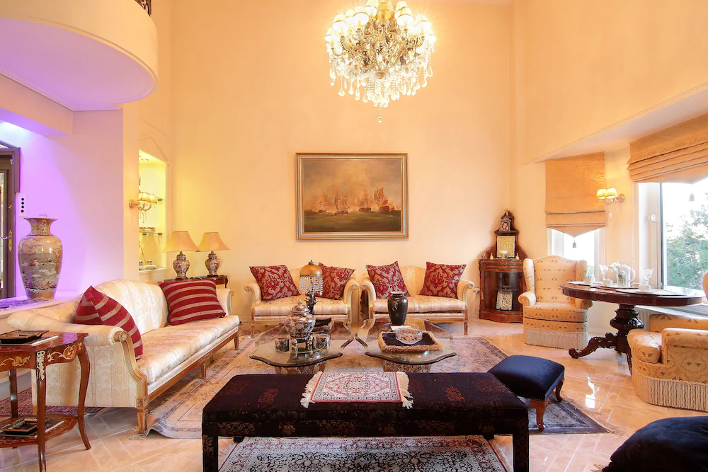 Royal Riviera Residence
