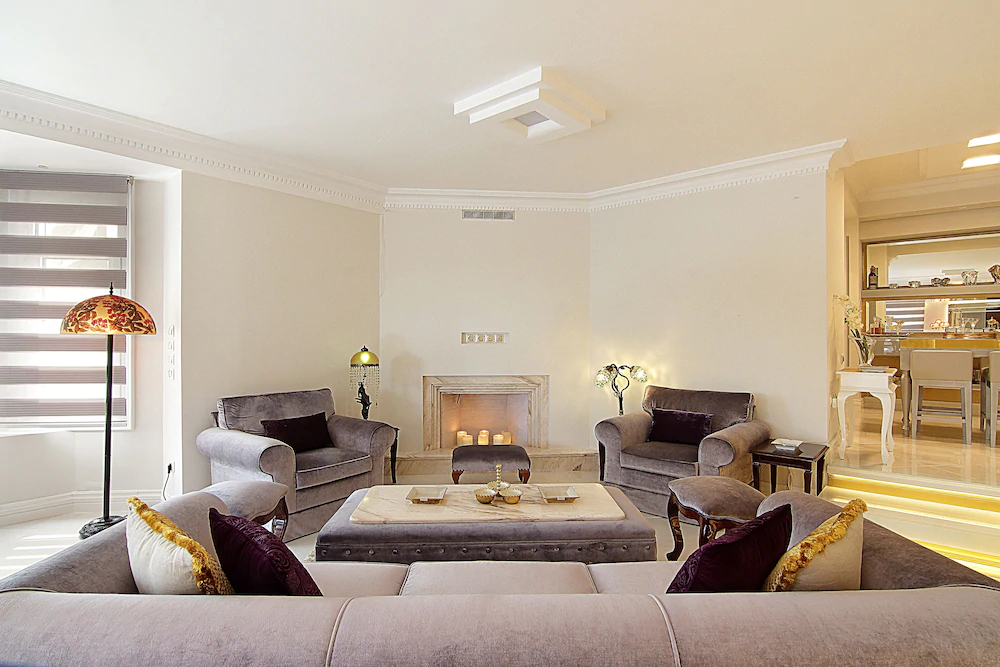 Royal Riviera Residence