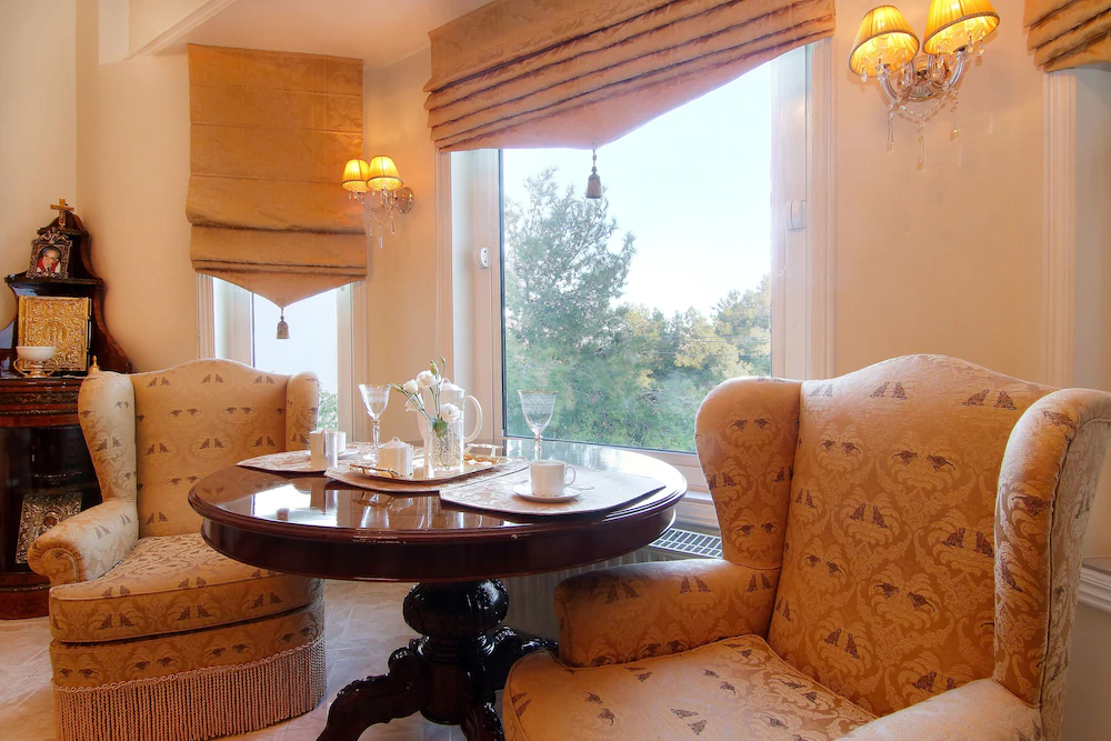 Royal Riviera Residence