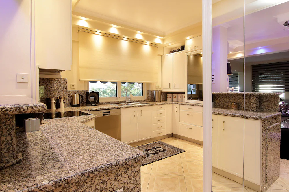 Royal Riviera Residence