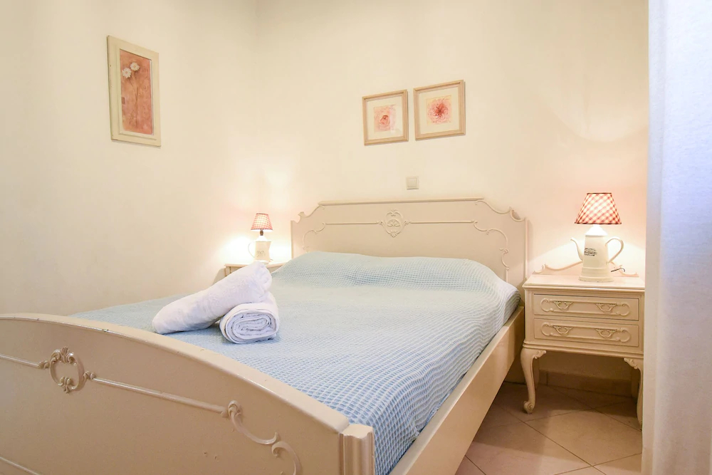 Areos Galaxy Apartments