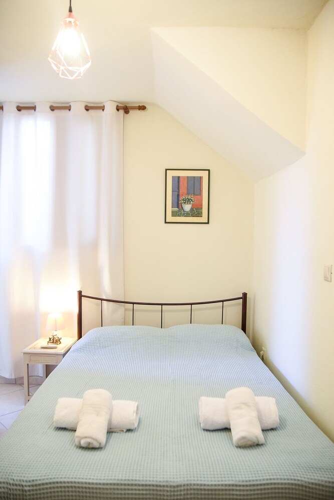 Areos Galaxy Apartments