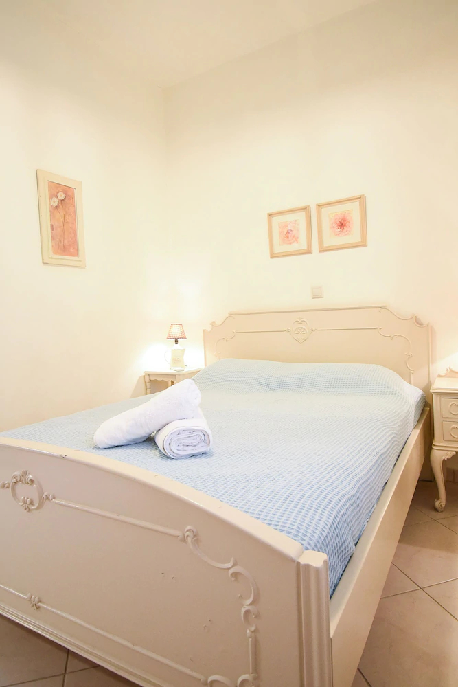 Areos Galaxy Apartments