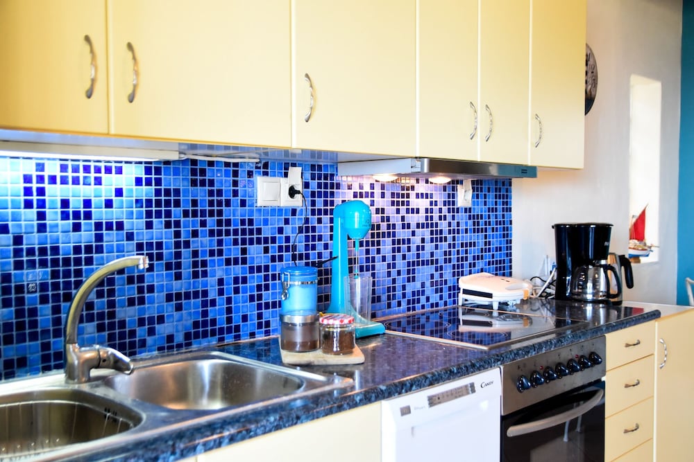Areos Galaxy Apartments