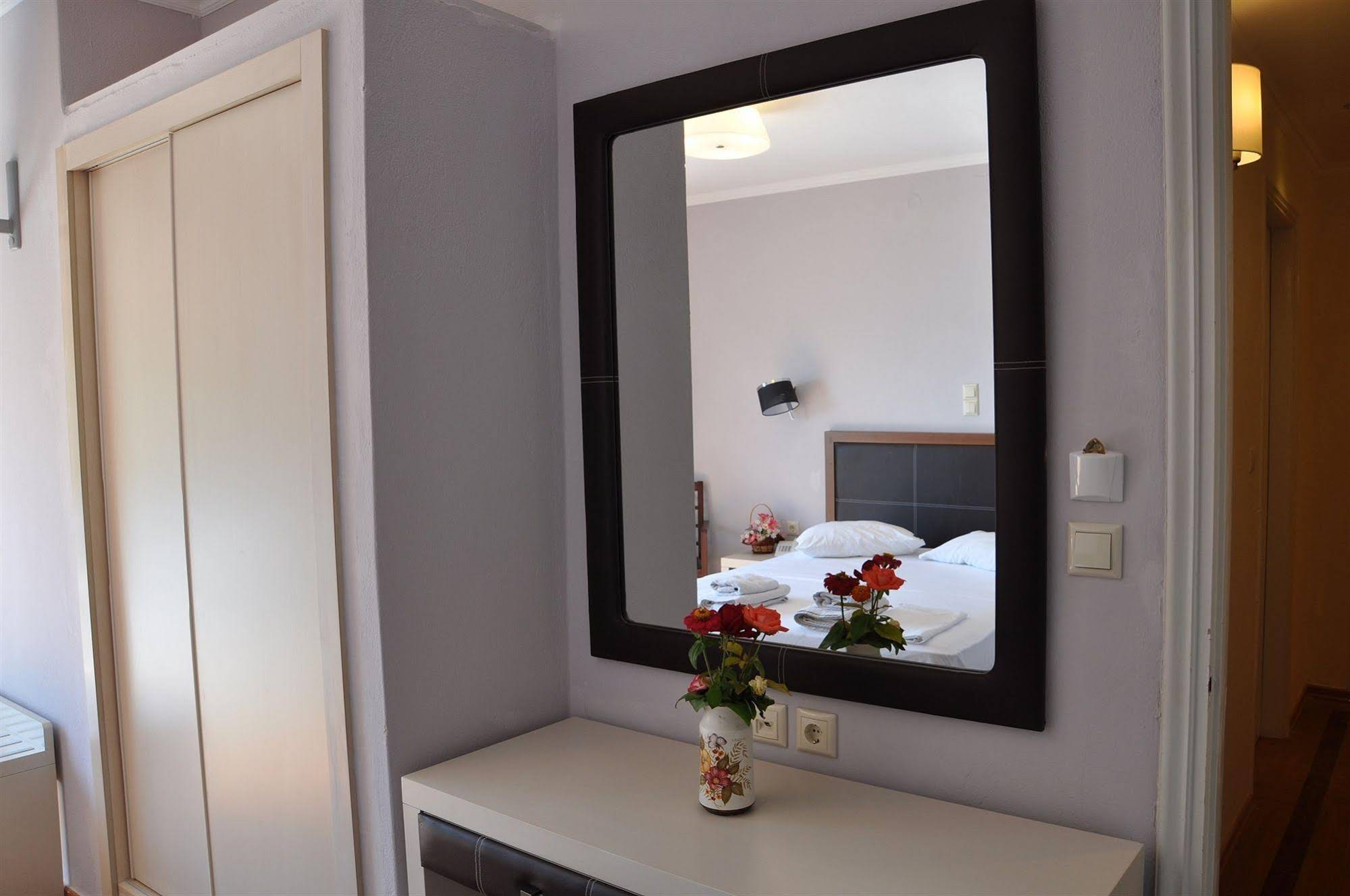 Elena Hotel
