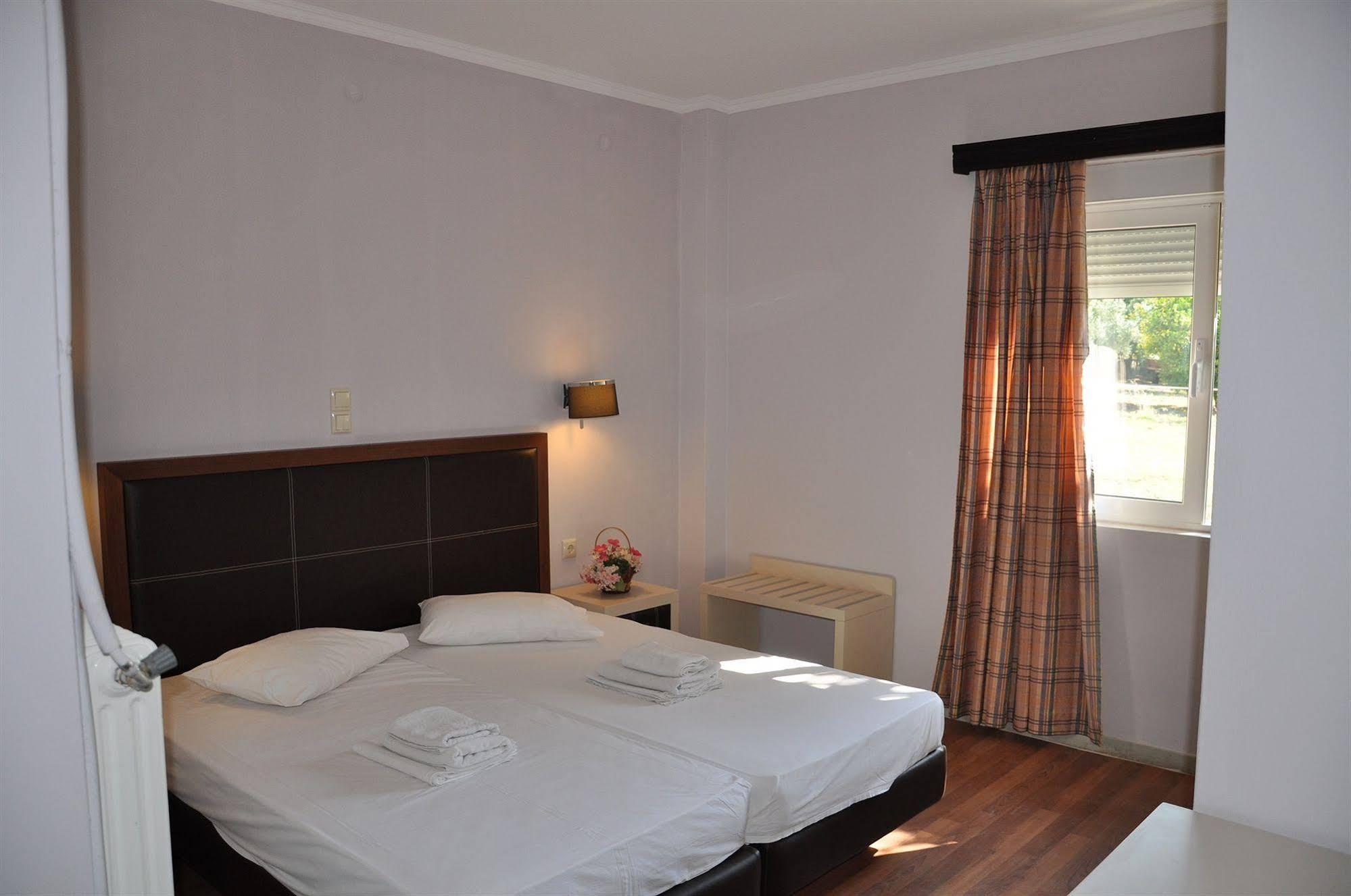 Elena Hotel