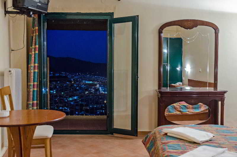 Lecadin Hotel