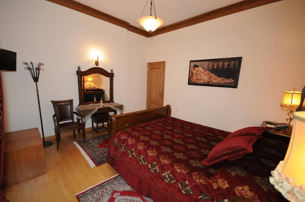 Margit Suites Hotel