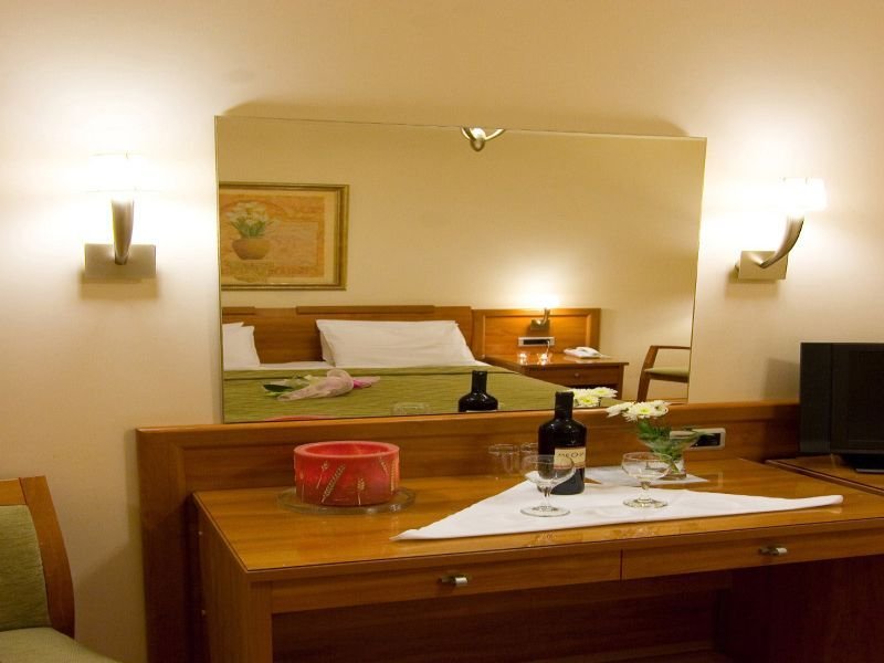 Lito Hotel