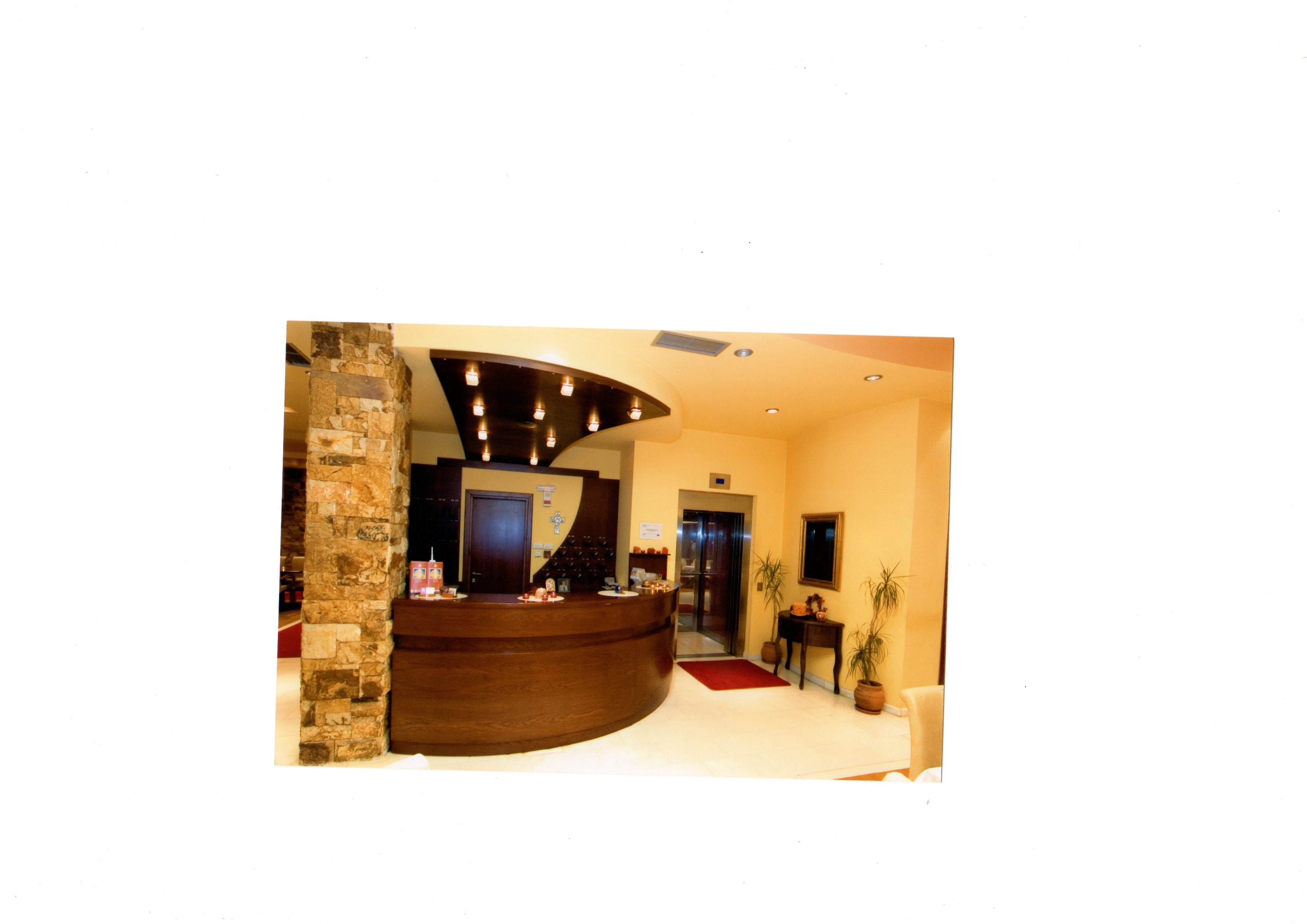 Lito Hotel