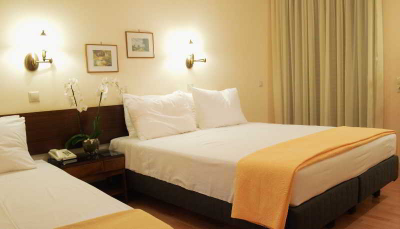 Alexakis Hotel & Spa