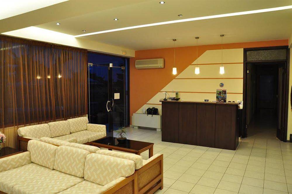 Hotel Lux