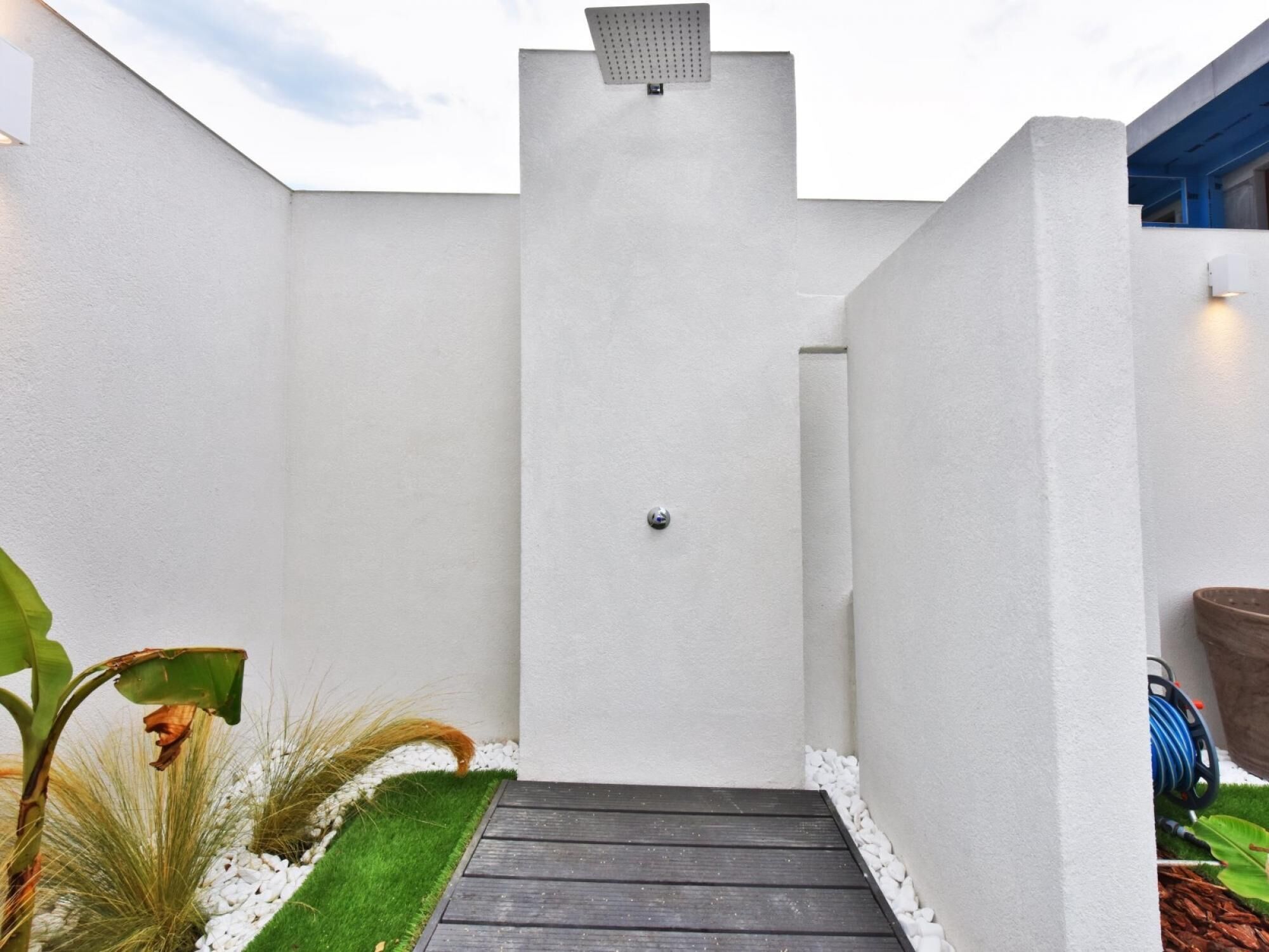 4 Elements Seaside Luxury Suites