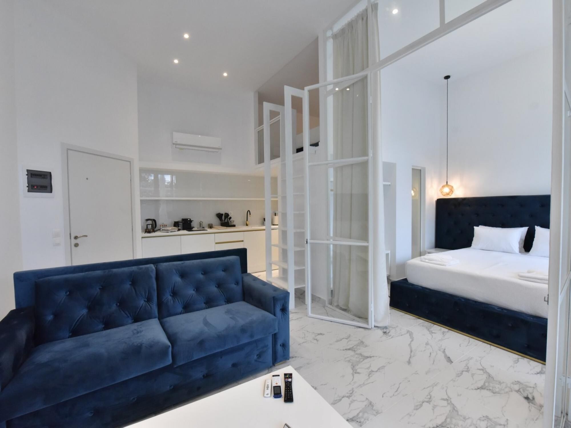 4 Elements Seaside Luxury Suites