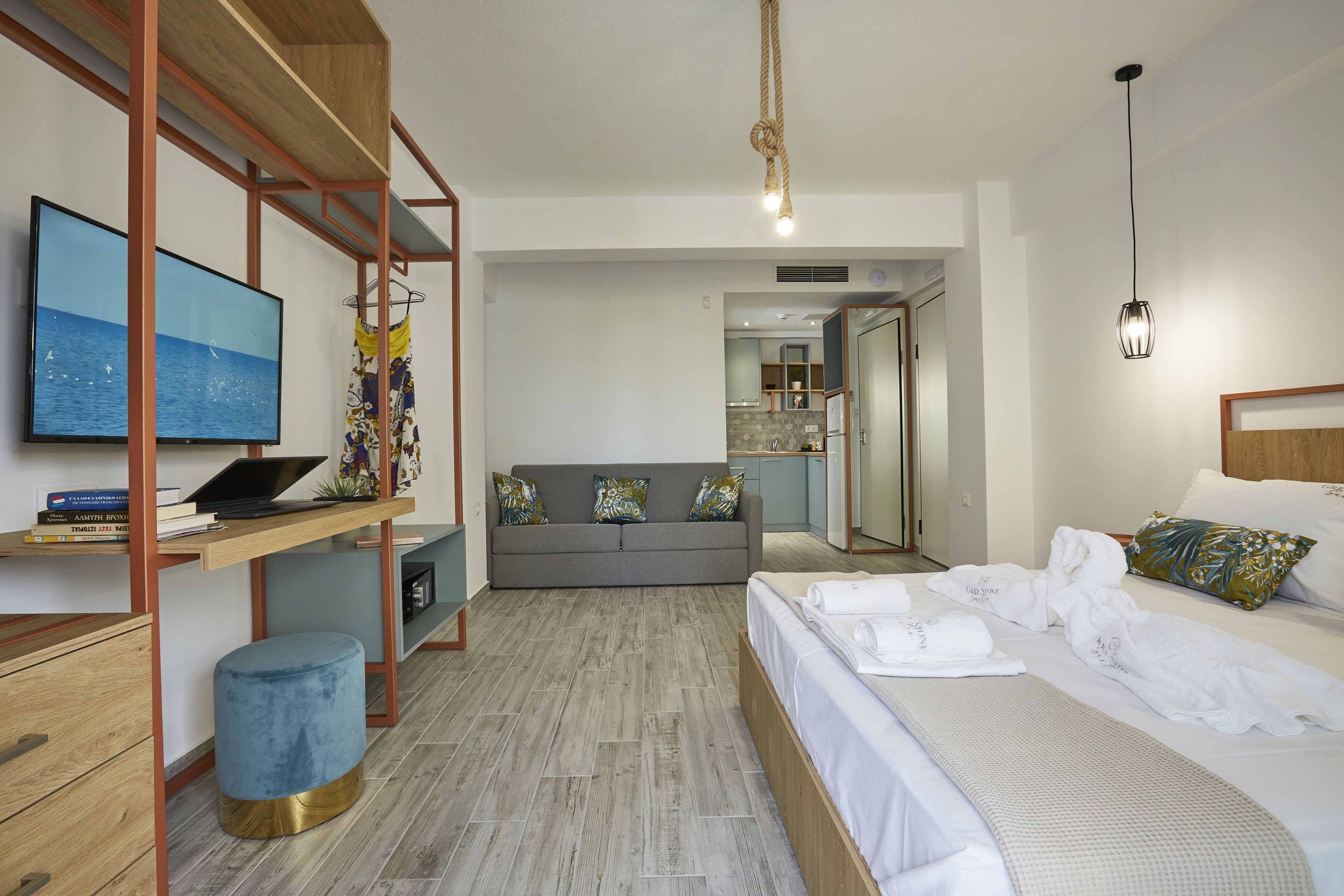 Greystone Suites