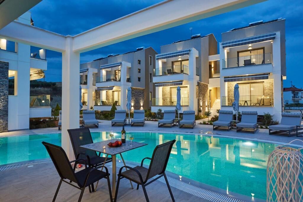 Greystone Suites