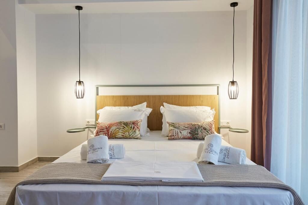 Greystone Suites