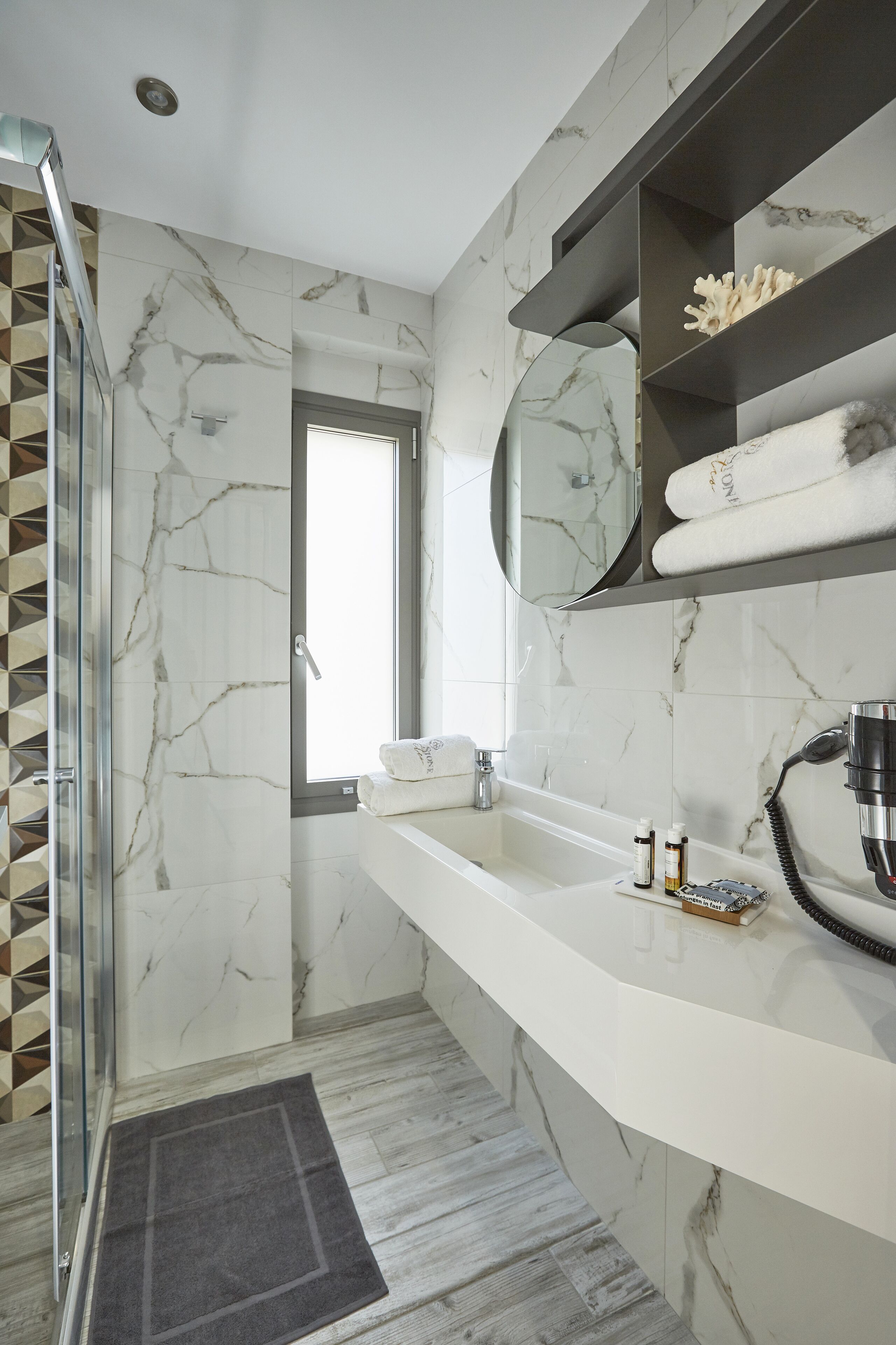 Greystone Suites
