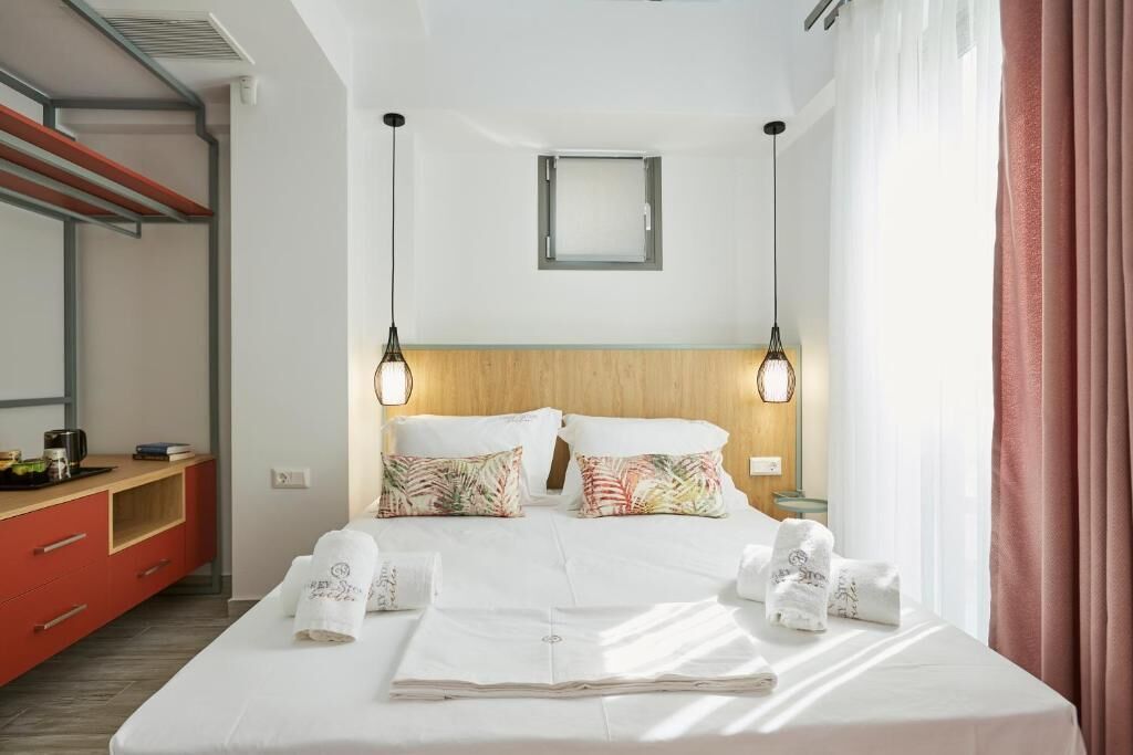 Greystone Suites