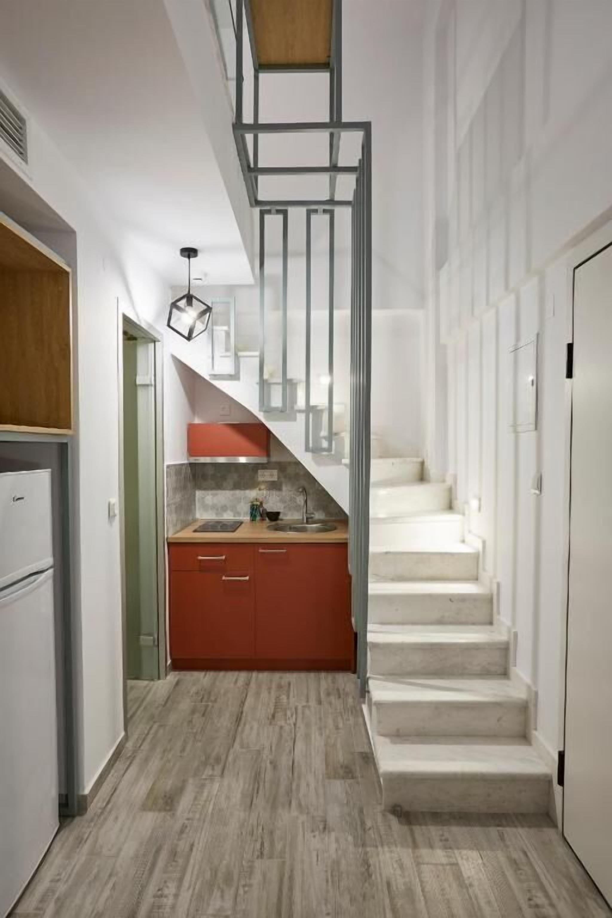 Greystone Suites