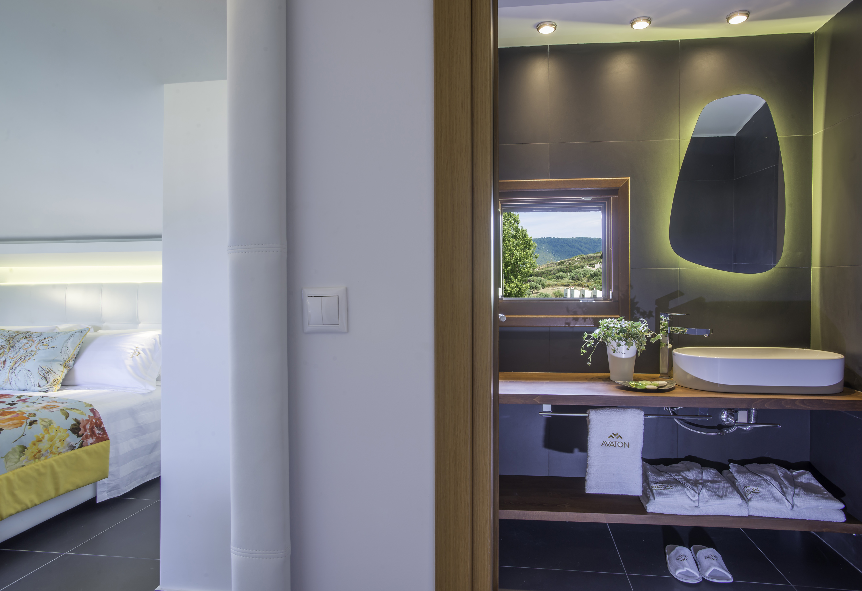 Avaton Luxury Hotel & Villas