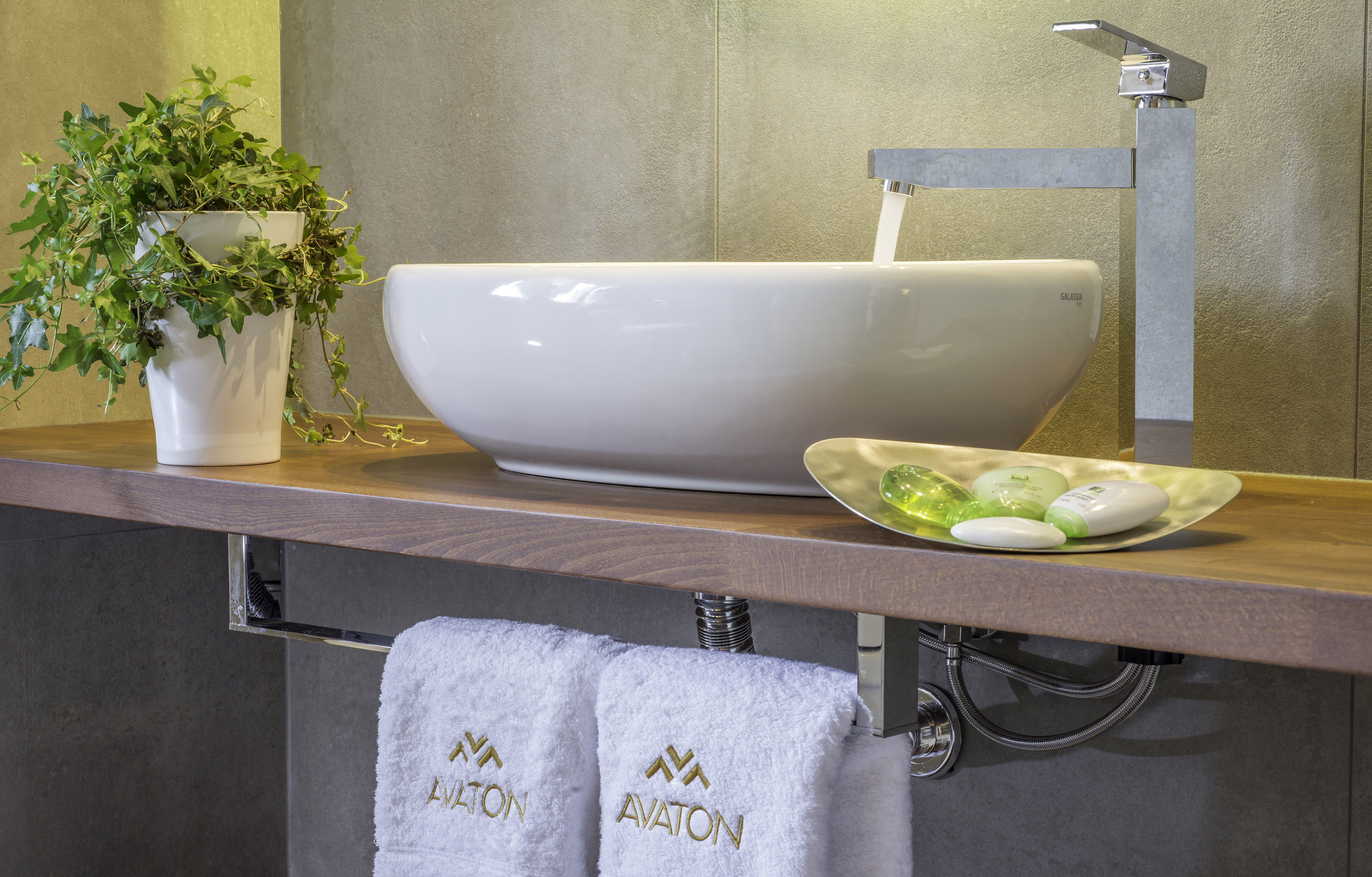 Avaton Luxury Hotel & Villas
