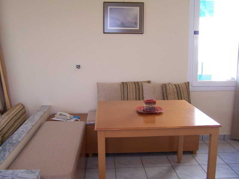 Sea Breeze Hotel Apartments Chios