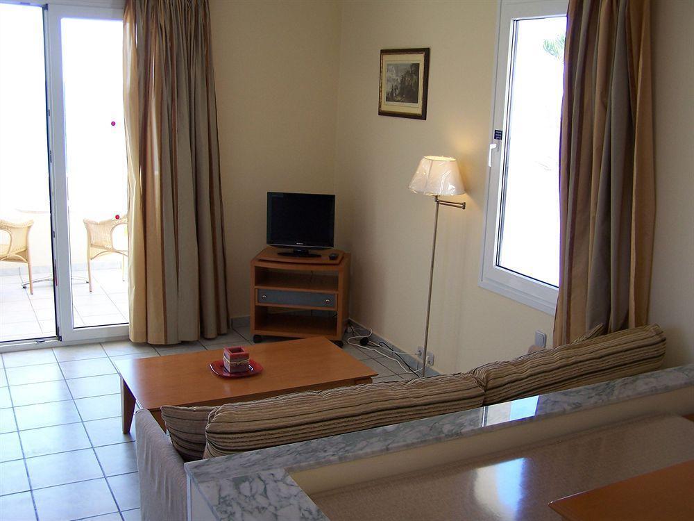 Sea Breeze Hotel Apartments Chios