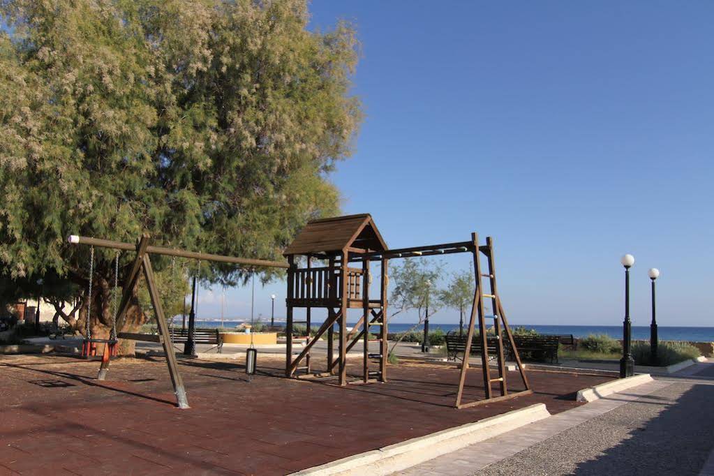 Chios Sun Rooms