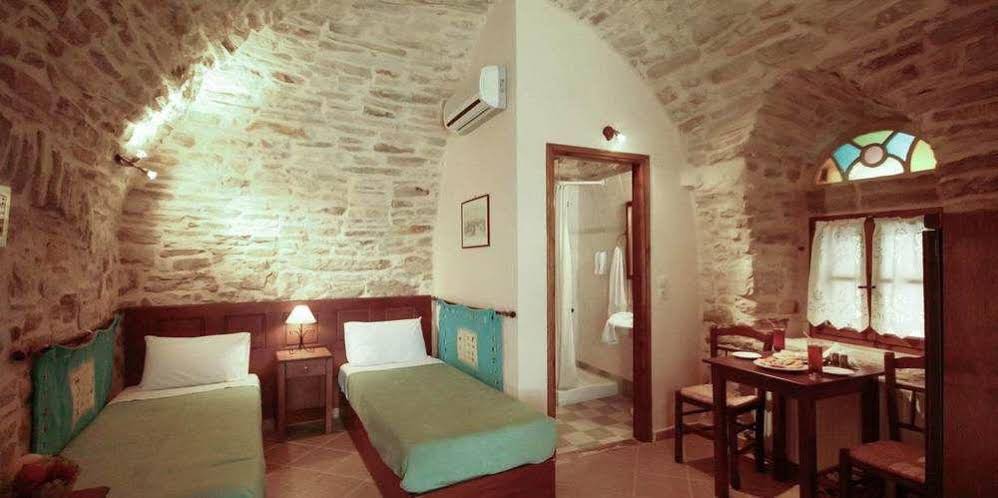 Vouno Village Apartments