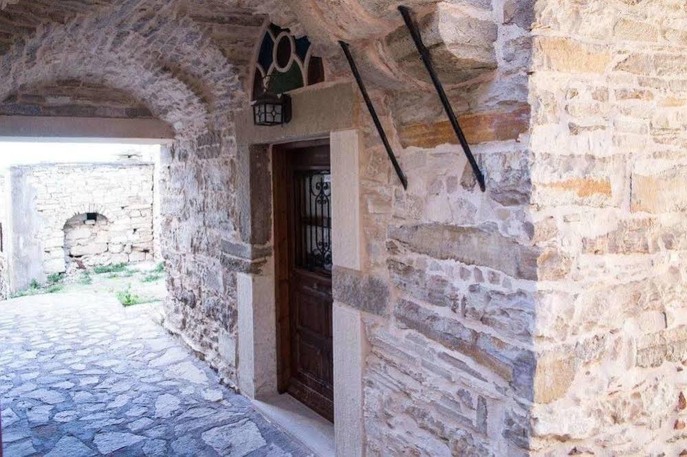 Vouno Village Apartments