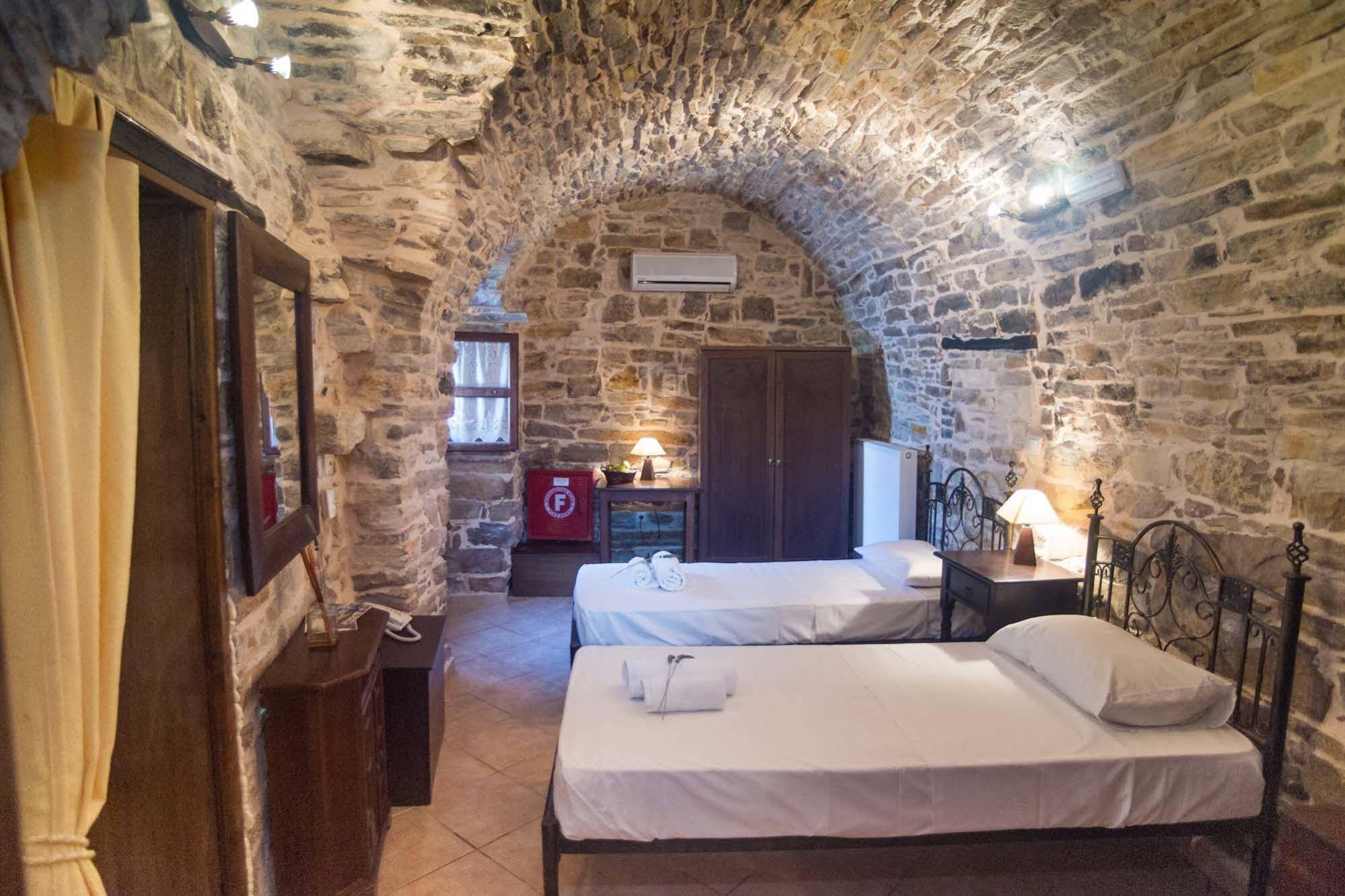 Vouno Village Apartments