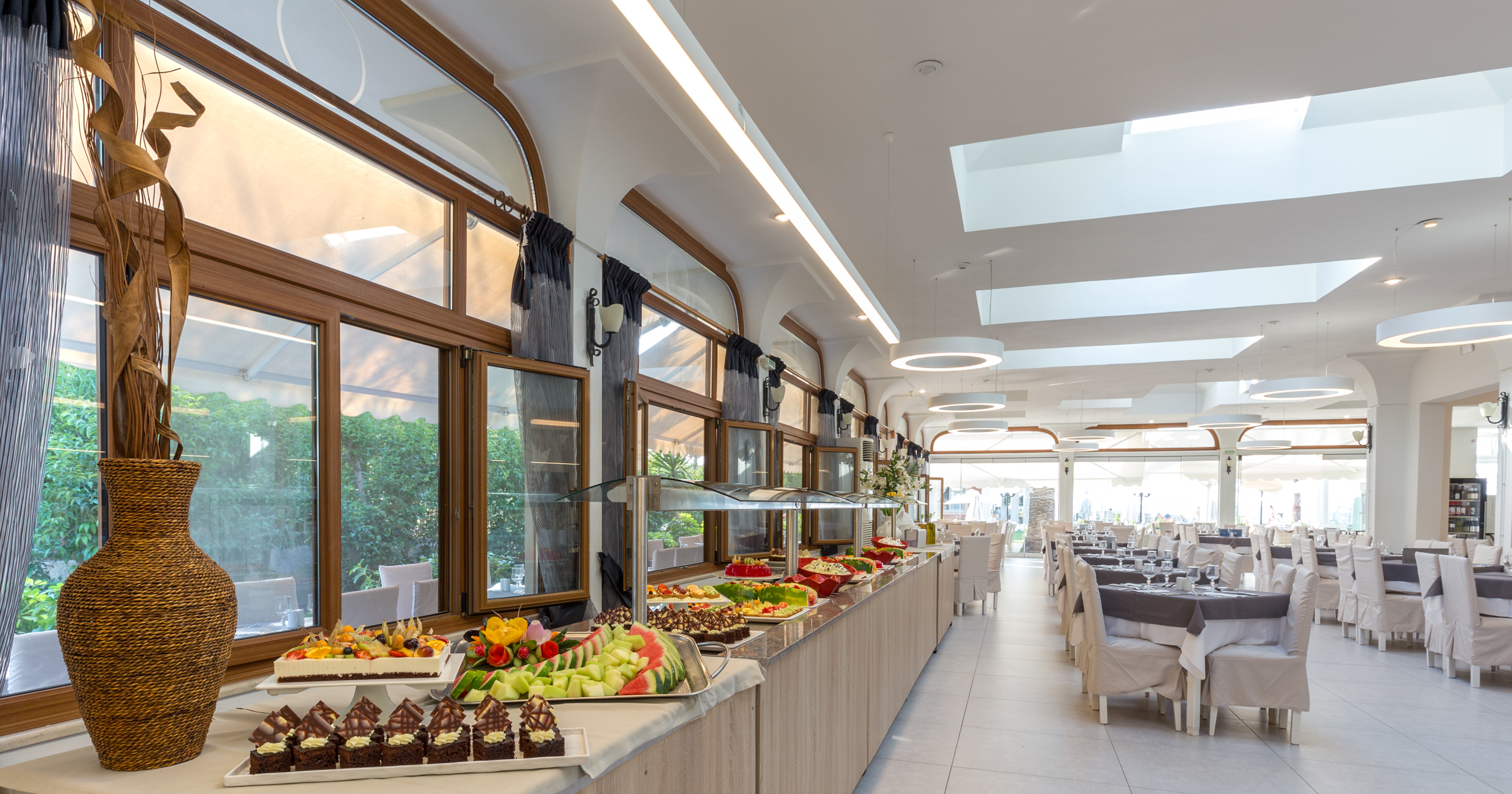 Acharavi Beach Hotel
