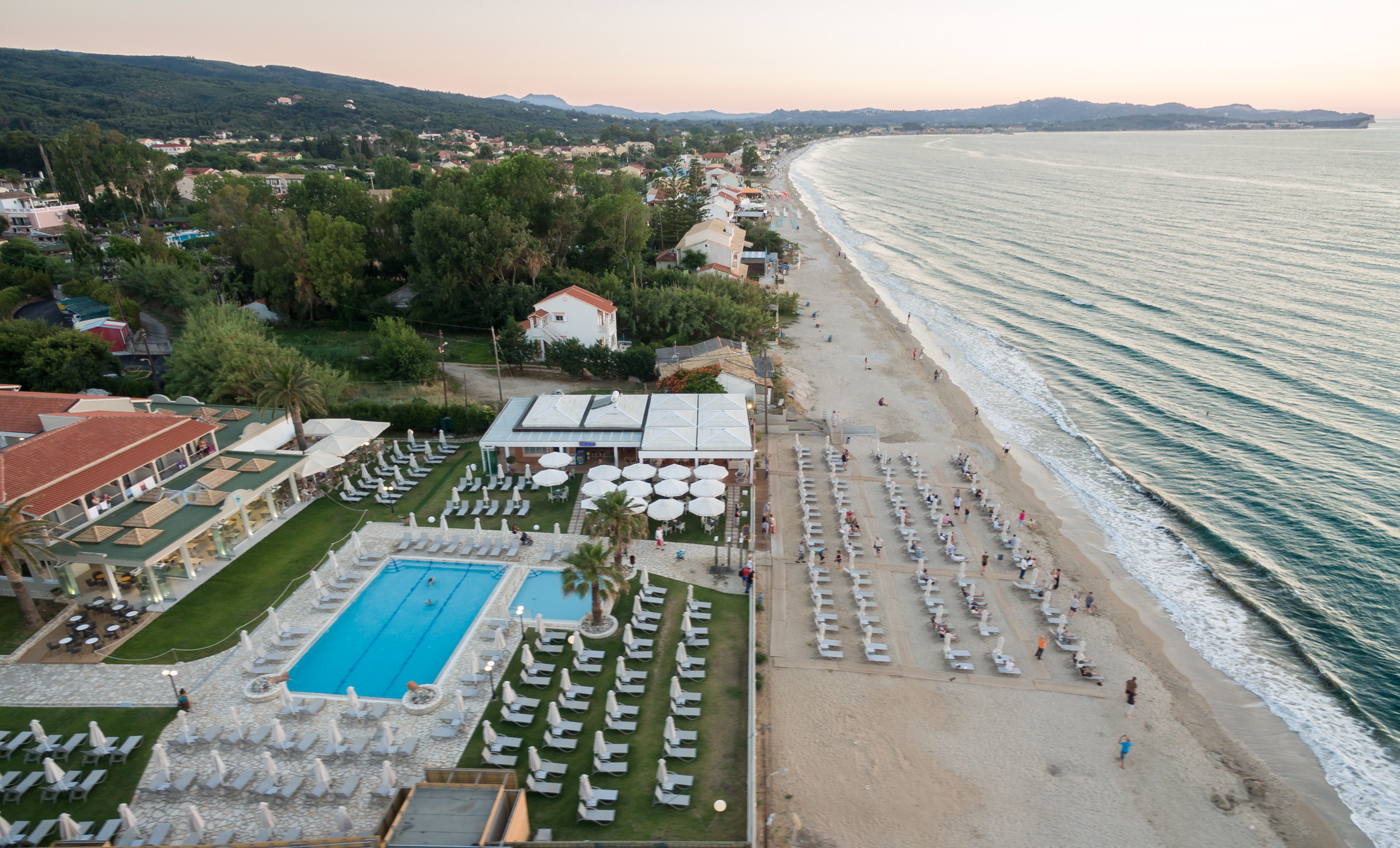 Acharavi Beach Hotel