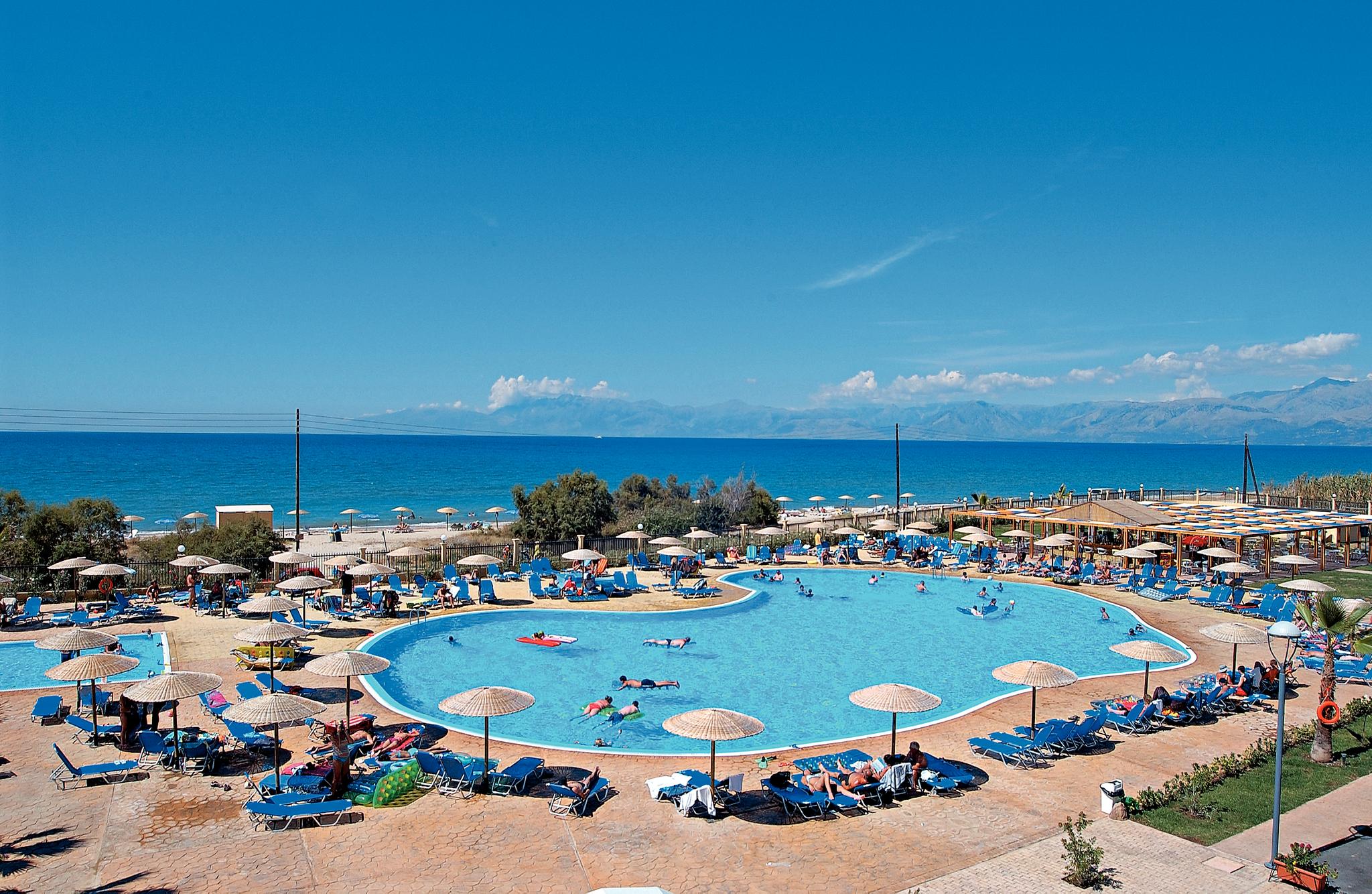 Almyros Beach Resort & Spa