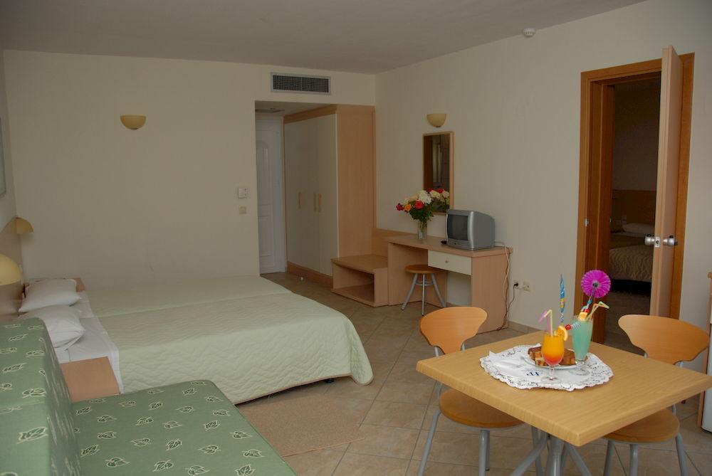 Thinalos Hotel