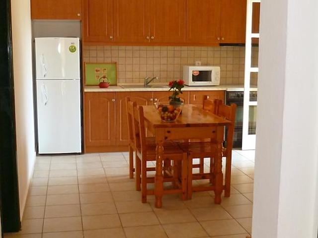 Vangelis Apartments