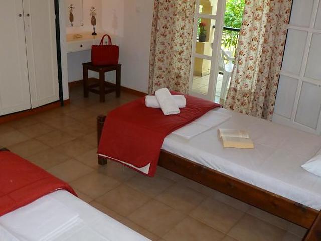 Vangelis Apartments