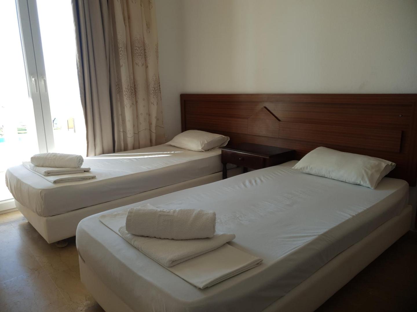 Ananias Hotel
