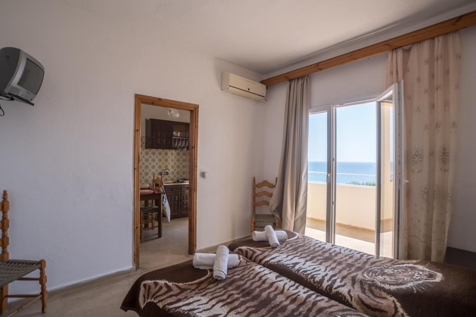 Ananias Hotel