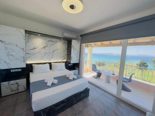 Nikos Apartments