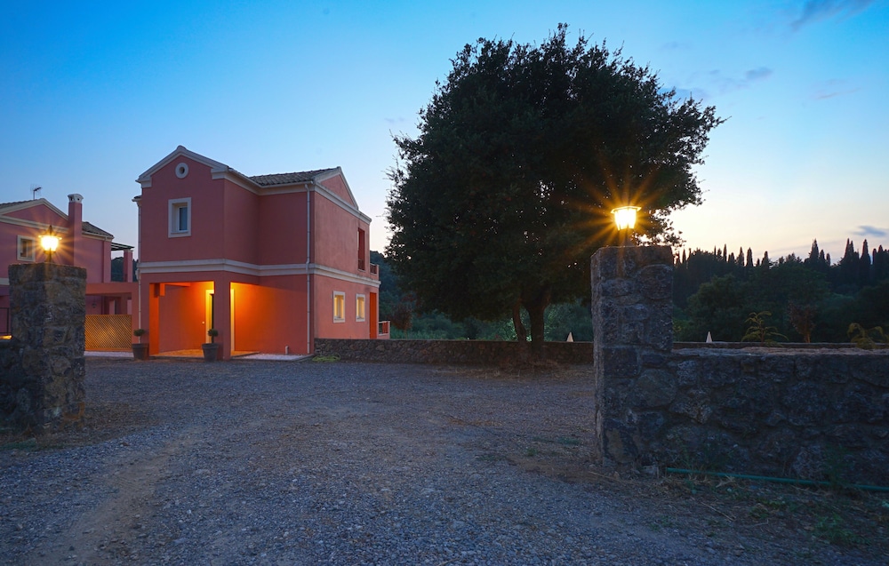 Luxury Villa Perla
