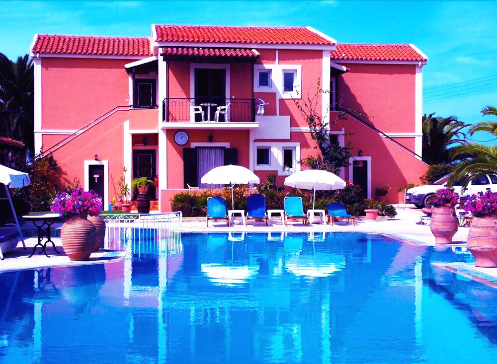 Voula Apartments