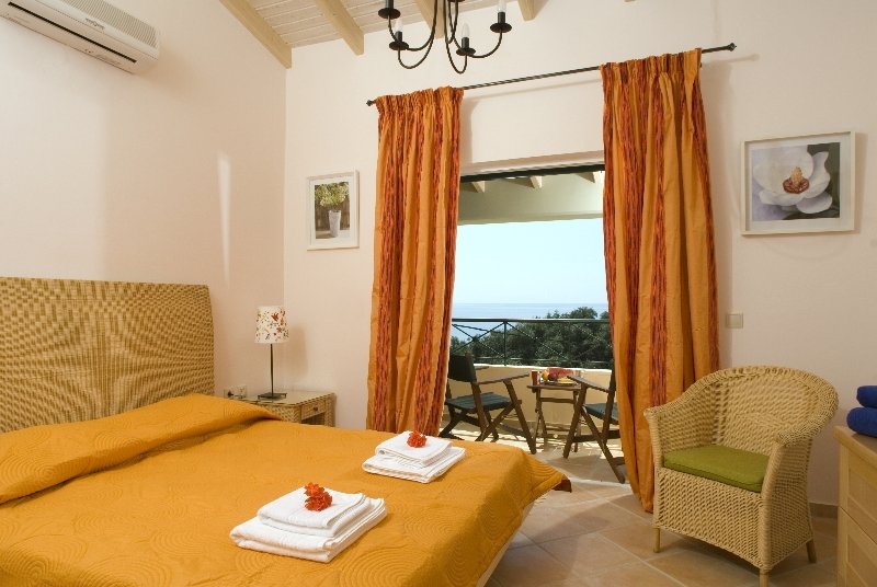 La Riviera Barbati Seaside Luxurious Apartments & Villas