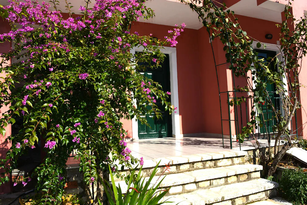 Marios Apartments Barbati
