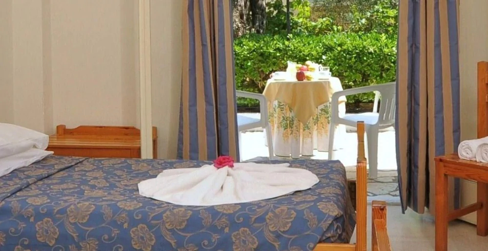 Passas Mare Apartments & Studios