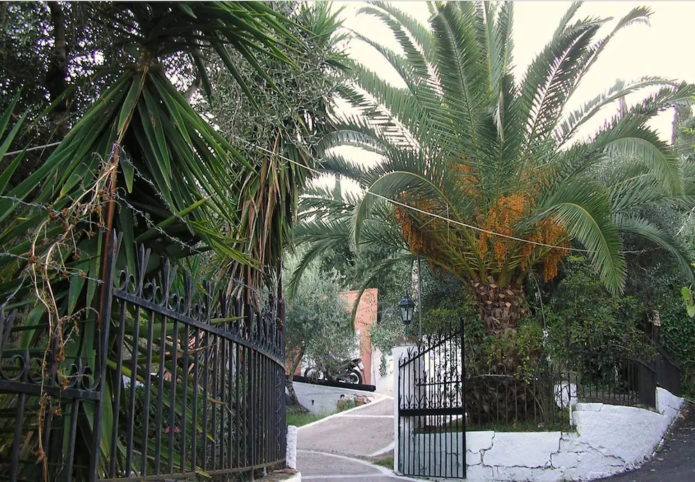 Passas Mare Apartments & Studios