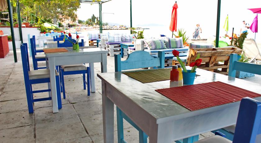 Avra Beach Hotel