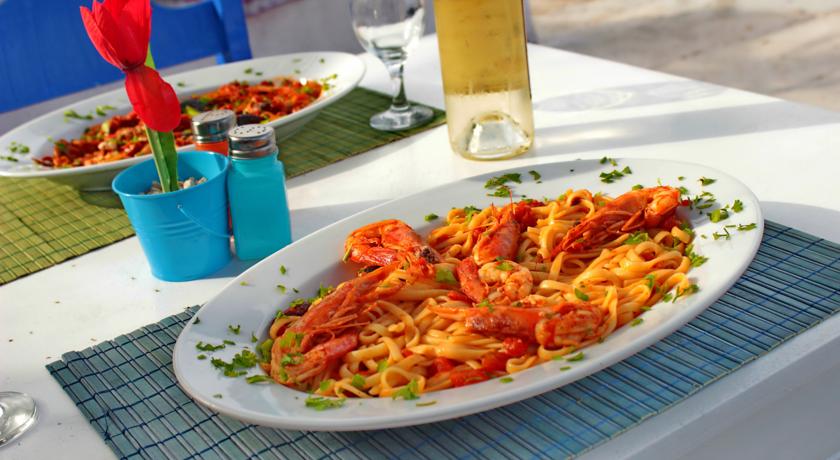 Avra Beach Hotel