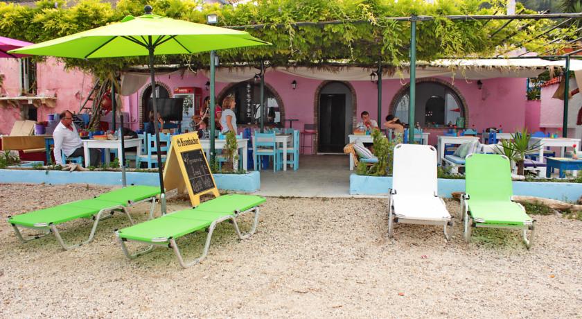 Avra Beach Hotel